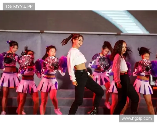 深圳城市马拉松街舞队灵活性表现精彩点评与赛事回顾