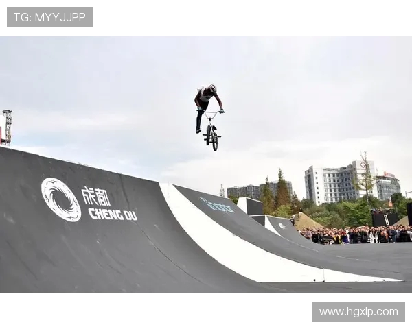 成都极限运动队在世界街舞大赛中的拼搏历程与荣耀时刻